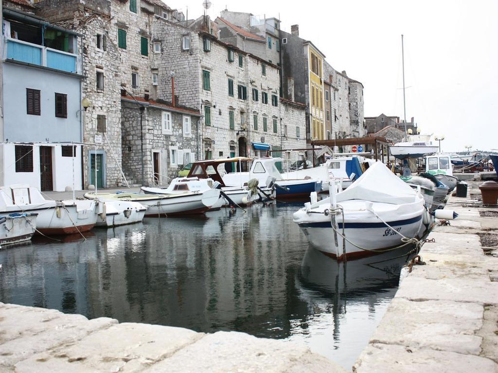 Old Town Apartment Šibenik Oda fotoğraf