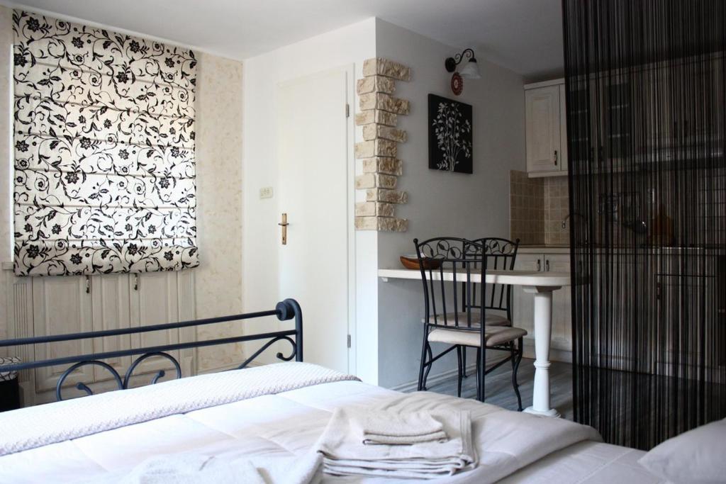 Old Town Apartment Šibenik Oda fotoğraf