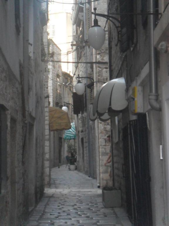Old Town Apartment Šibenik Oda fotoğraf