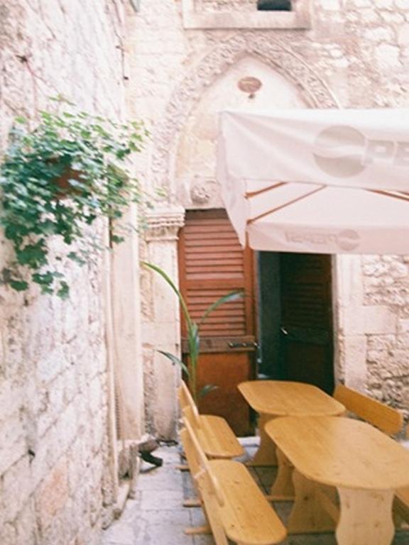 Old Town Apartment Šibenik Oda fotoğraf