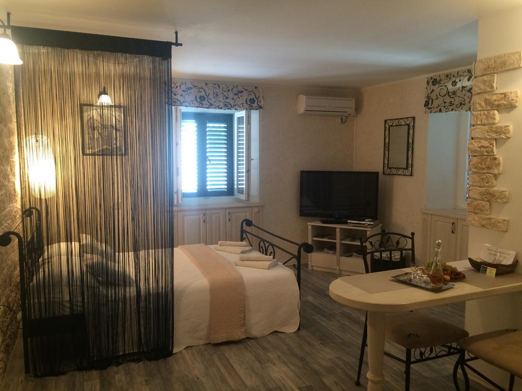 Old Town Apartment Šibenik Dış mekan fotoğraf
