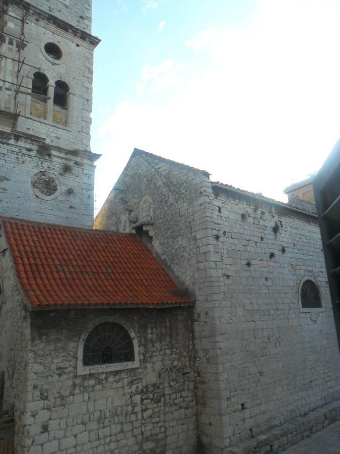 Old Town Apartment Šibenik Oda fotoğraf